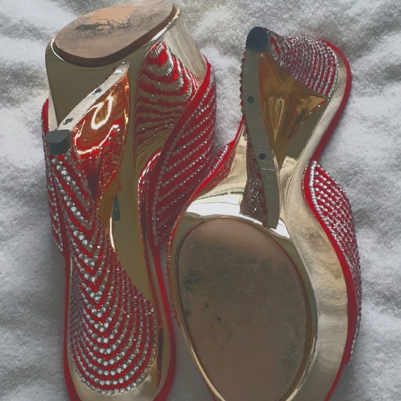 Shoes - Picture 5 of 5